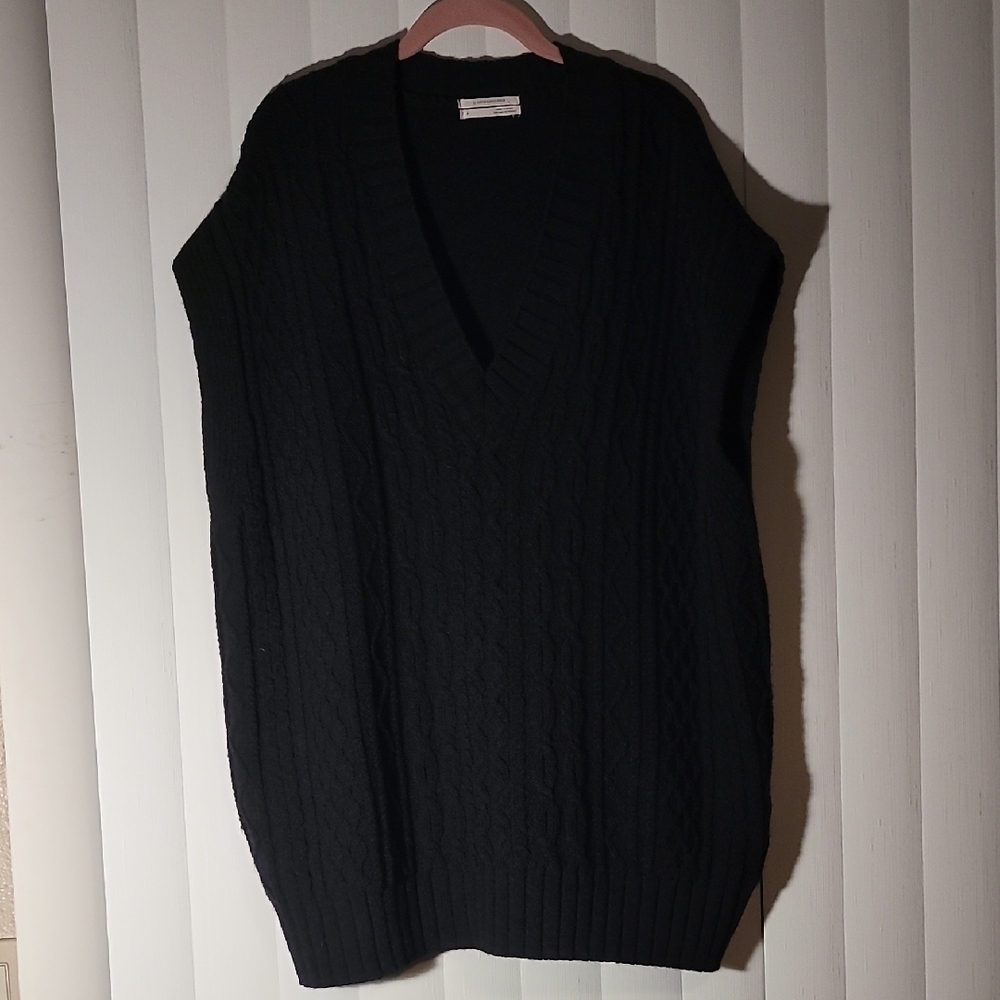 Anthropologie Oversized Cable-Knit Sweater Vest